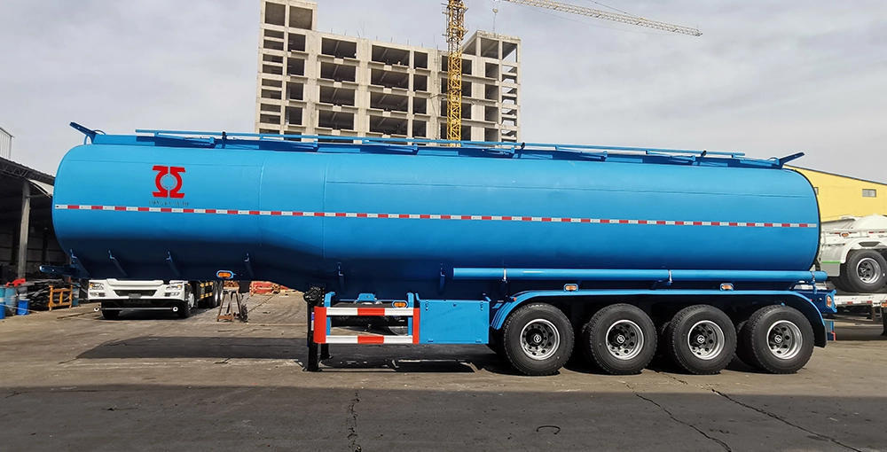 4-axle tanker trailer ready for shipment