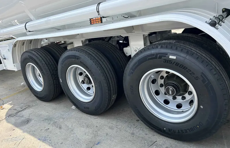 Tongya 40000 litre fuel tanker trailer with 3 axle