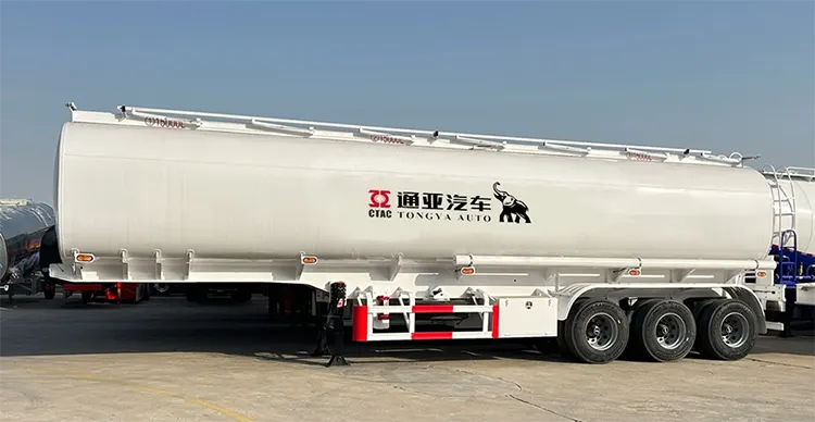 Tongya 45000L Fuel Tanker Semi Trailer side view with 3 axles and custom color